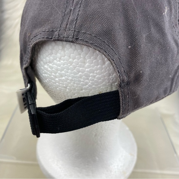 YETI  DISTRESS HAT UNISEX GRAY COLOR - Picture 5 of 11